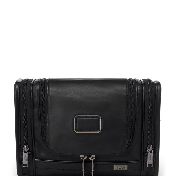 TUMI Alpha 3 Hanging Travel Kit