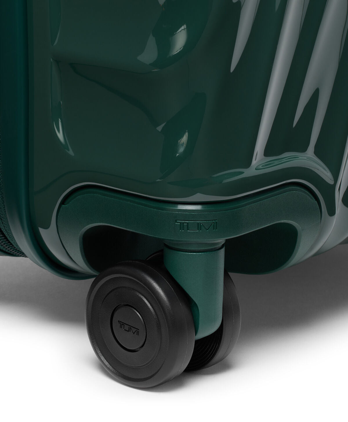 TUMI 19 Degree Front Access Large Deep Pine open interior